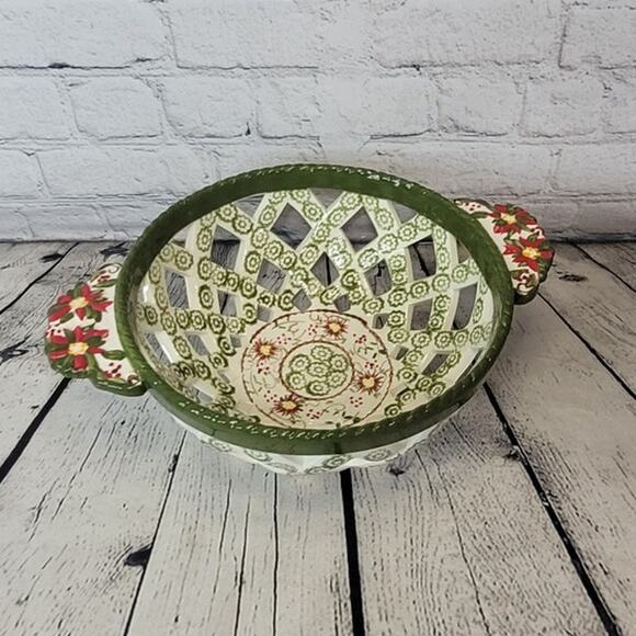 Temptations Ovenware By Tara Old World Green Red Holiday Round Bread Basket Bowl - Picture 2 of 6